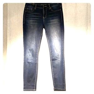 Women’s ultra soft skinny jeans